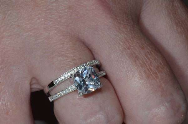 Sterling Silver Bridal Ring Set 2.5ct Cubic Zirconia Princess Cut CZ - Jewelryland.com