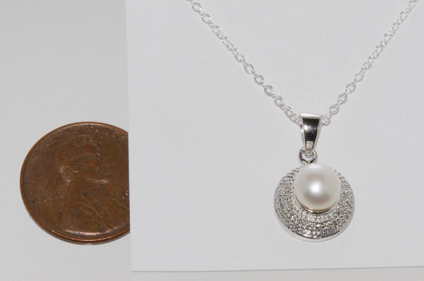Diamond .01ct and Freshwater Pearl Necklace 925 Sterling Silver, 18" chain - Jewelryland.com