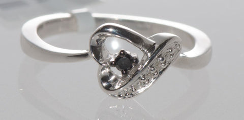 925 Sterling Silver Black and White Diamond Heart Ring - .07ct, Size 7 - Jewelryland.com